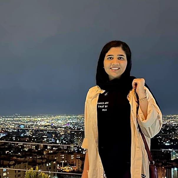 آسمانه نافع profile image