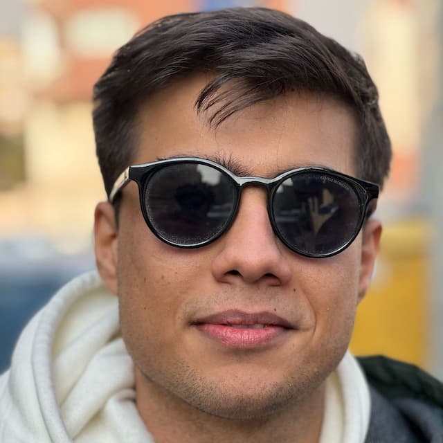 آرش ضیائی رازبان profile image