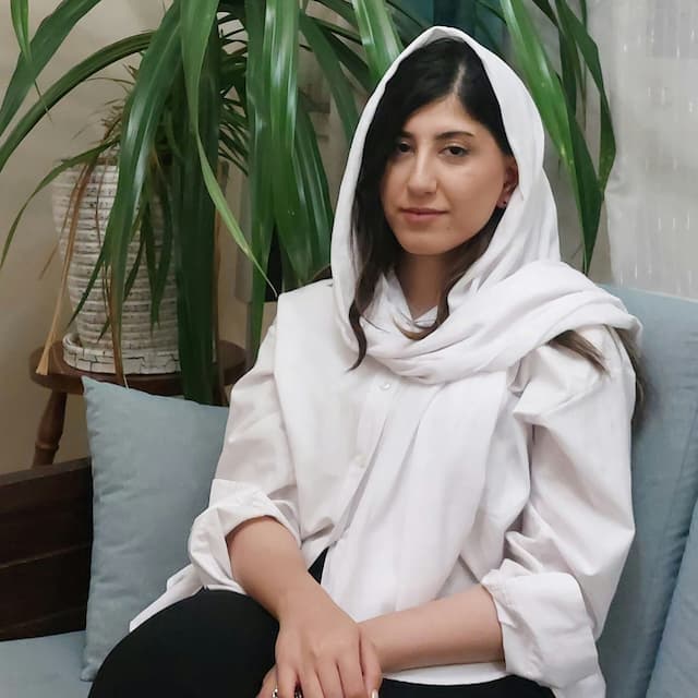 یاسمین تفکر profile image