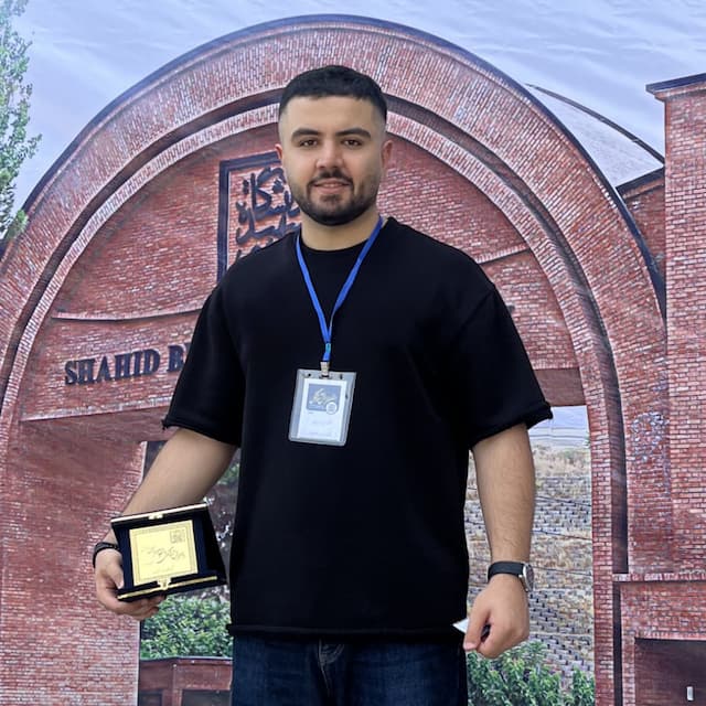 امیرحسین ایزدی profile image